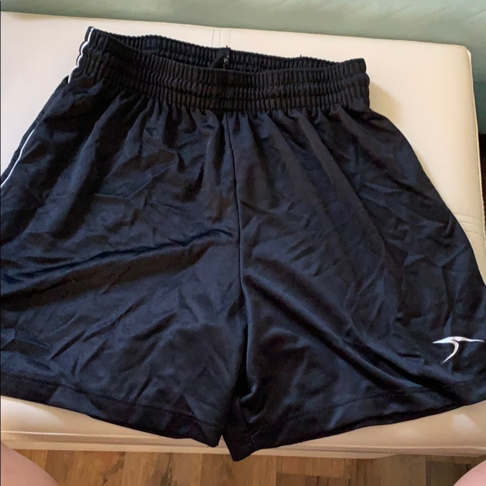 Score kids shorts
